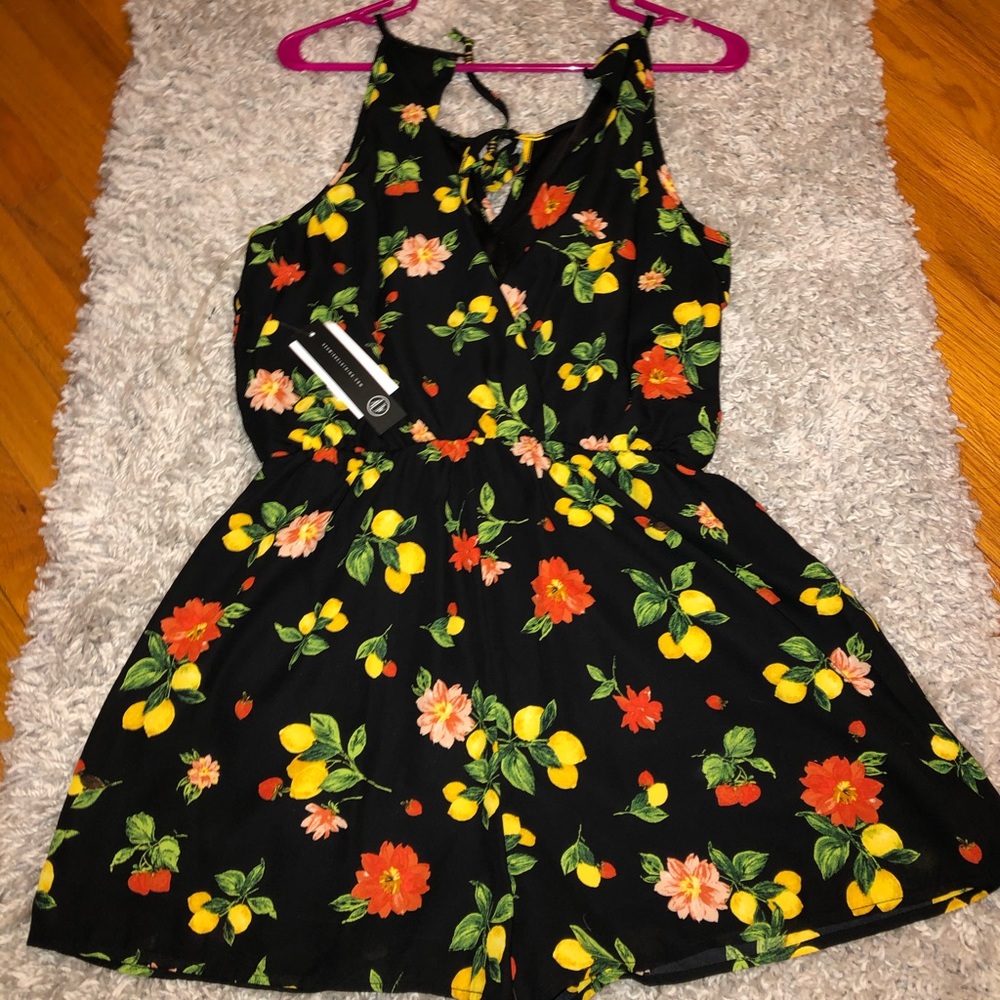 floral romper size medium
